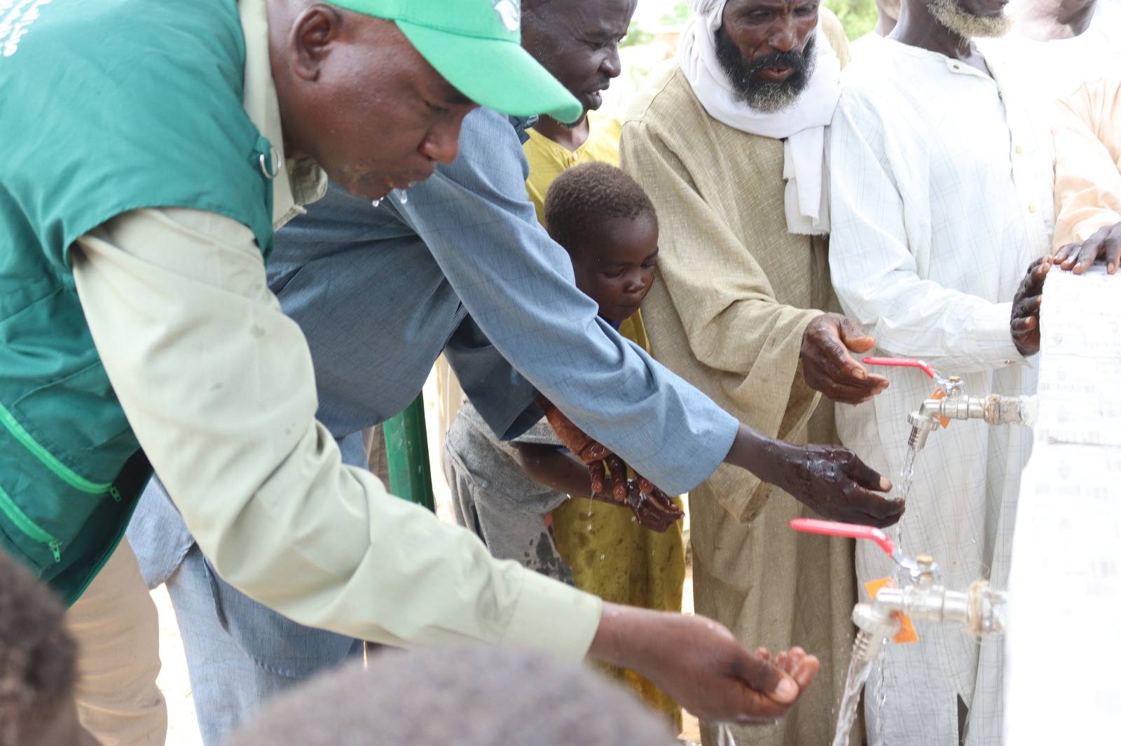 افتتاح بئر ارتوازي جديد بقرية دالا كليري في تشاد بتمويل من مركز الملك سلمان للإغاثة والأعمال الإنسانية
